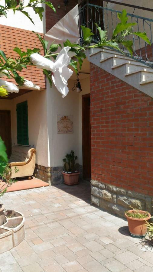 Locazione Turistica Casa Vacanza Lola Кастільон-Фйорентіно Екстер'єр фото